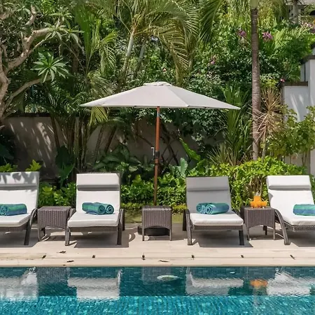 Villa 4 Kamar Tidur Dengan Pemandangan Laut By Madhava Hospitality